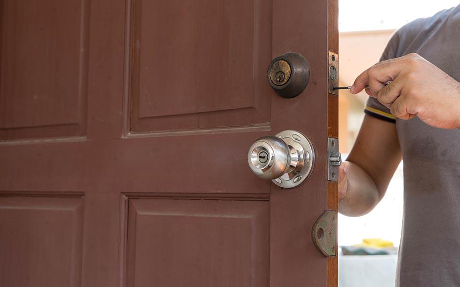 ouverture de porte Nandy