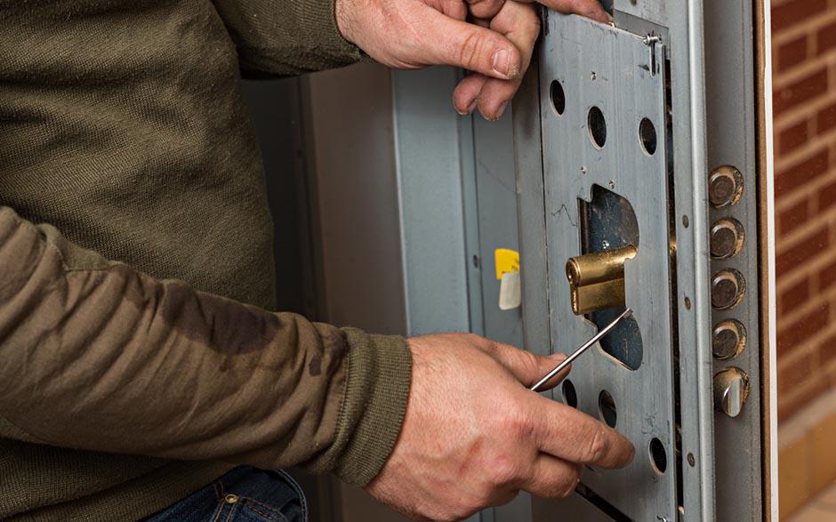 tarif ouverture de porte serrurier Les Mureaux
